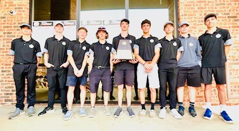 LHS Boys win first in Golf 2022